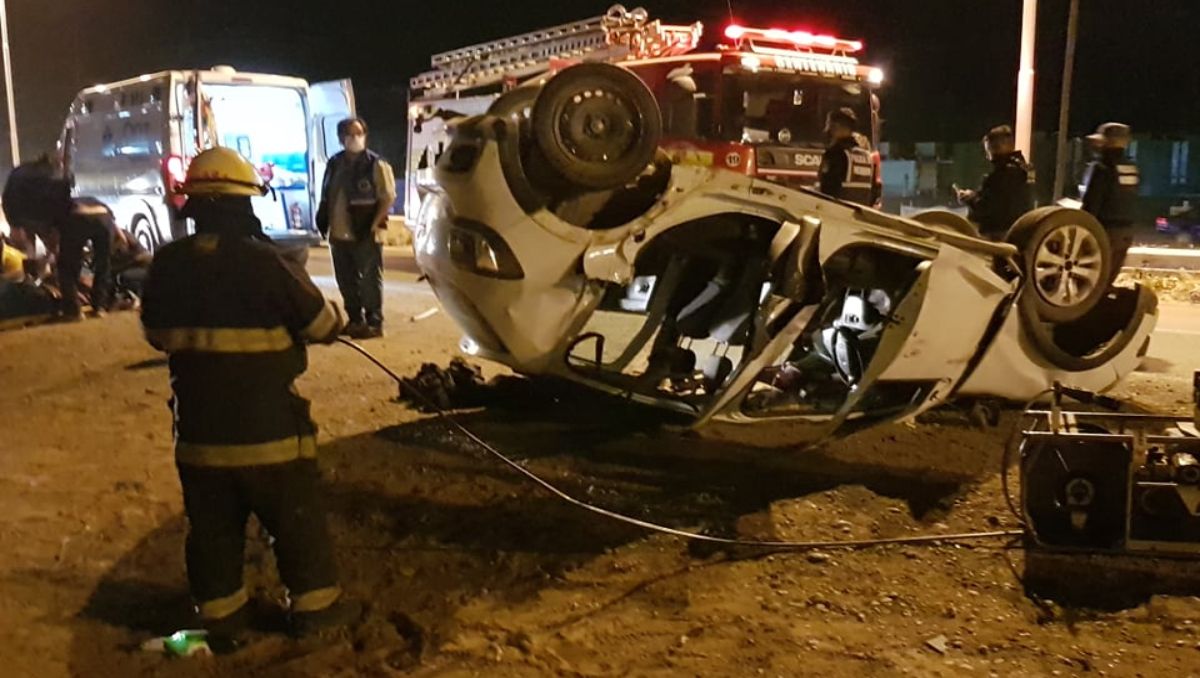 Cinco heridos tras un vuelco en la Ruta 7