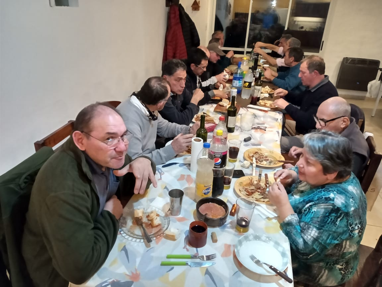 El Topito, uno de los más mimados en la cena.