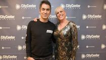 cual es la enfermedad que enfrenta mariano martinez, el novio musico de valeria lynch