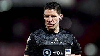 la falta escandalosa que cobro nicolas ramirez en el gol de boca y desato la furia de costas y todo racing