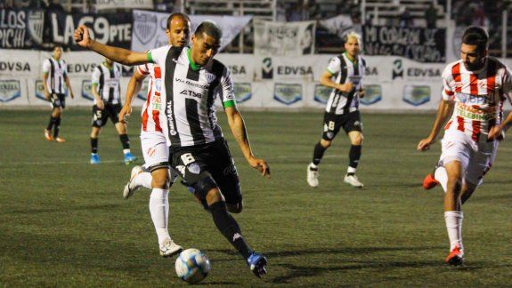 Morán, una de las variantes ofensivas que tiene Homann a disposición para acompañar a Piñero da Silva.&nbsp;