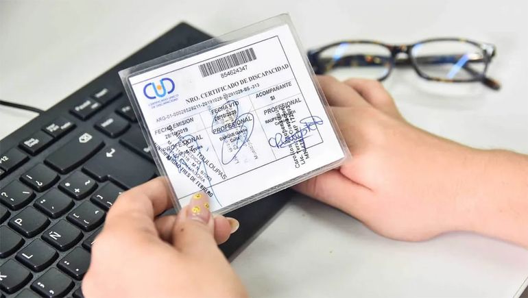 El joven afiliado a la prepaga, contaba con los certificados de discapacidad vigentes.