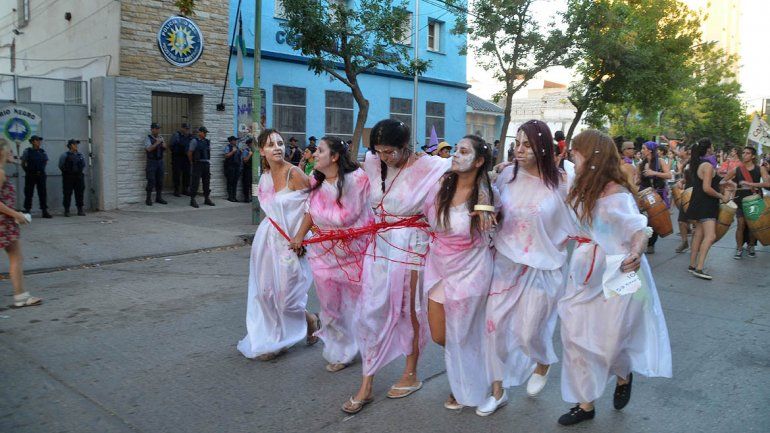 Las cipoleñas coparon las calles y alzaron la voz en el #8M