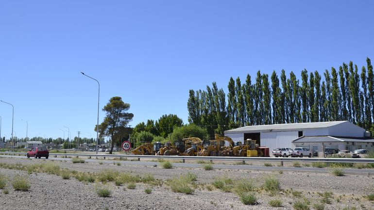 El Ejecutivo cipoleño ya firmó los decretos para destinar loteos para Parques Industriales privados.