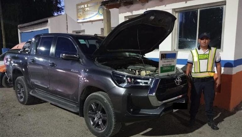 Secuestraron una camioneta gemela en un control policial