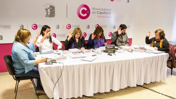El proyecto para erradicar el nepotismo avanza lento