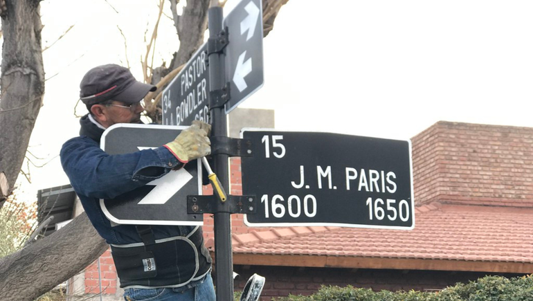 El cambio que impulsó el Municipio de Cipolletti rige desde hoy y ya cuenta con cartelería adecuada que notifica el cambio.