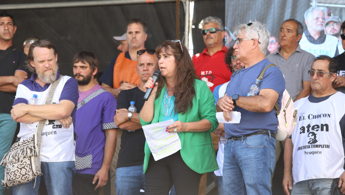 Denuncian que Sandra Rodríguez sufrió violencia de género en el acto del 4 de abril