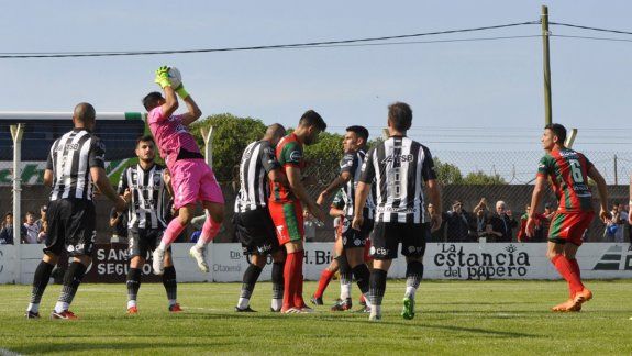 Crespo: Tenemos pendiente la victoria como local