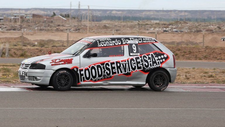 Martín Alessi aprovechó el ingreso del pace car.
