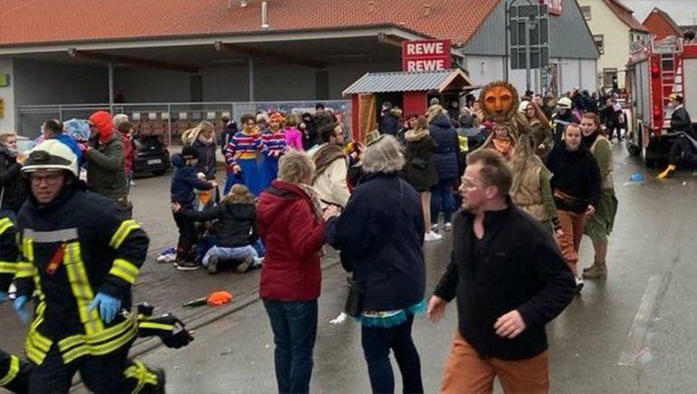 Alemania: embistió a una multitud y dejó un saldo de 15 heridos