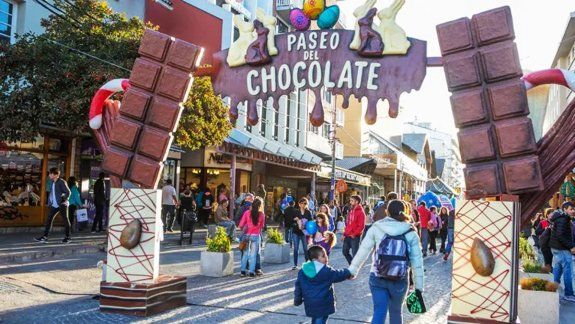 La Semana Santa en Bariloche se prepara para recibir a cientos de turistas nacionales y extranjeros.