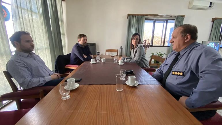 Tras el escándalo policial, realizaron importantes anuncios en Fernández Oro