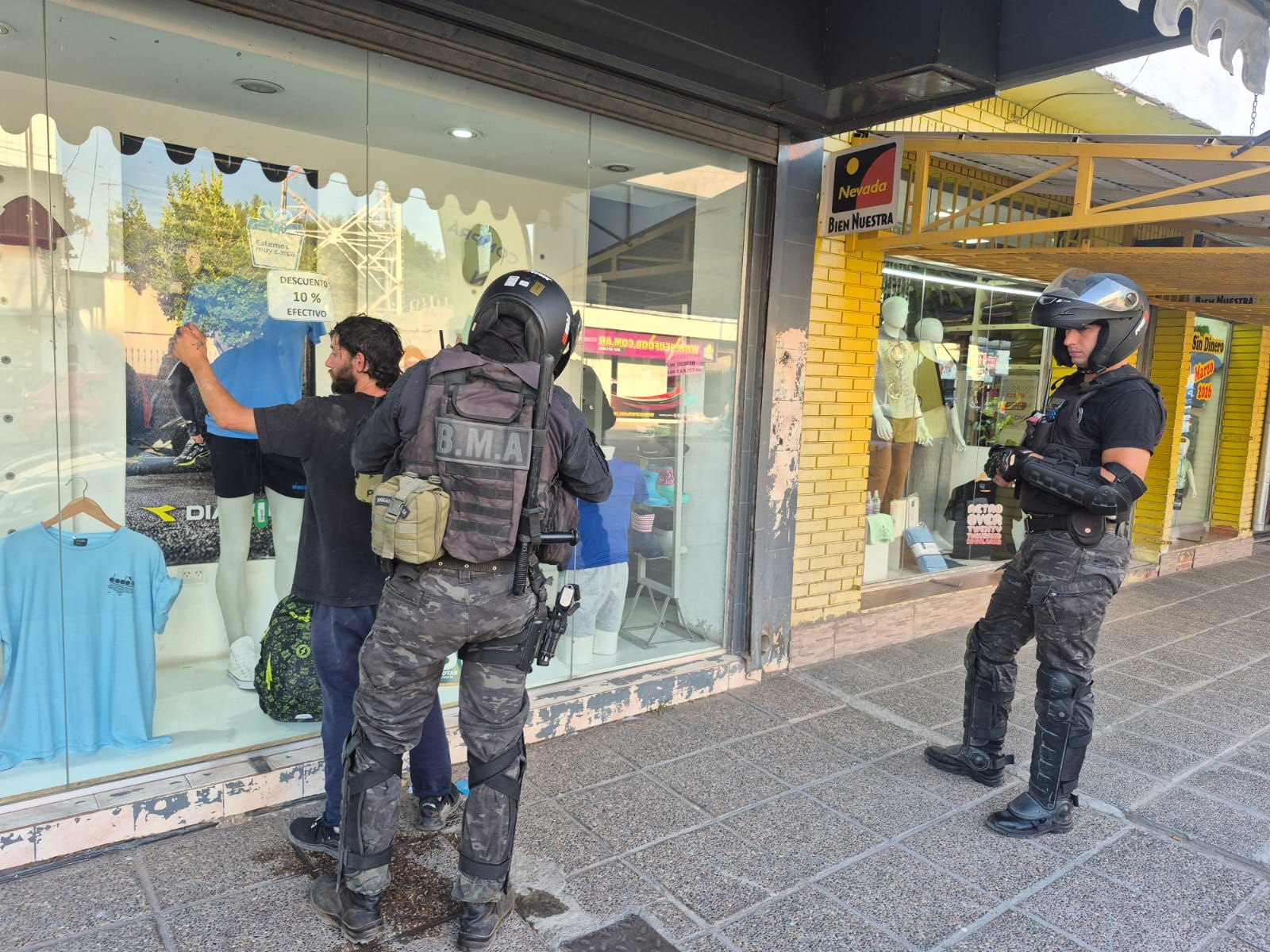 Así detuvieron al temido trapito de la Avenida Alem y Brentana.&nbsp;