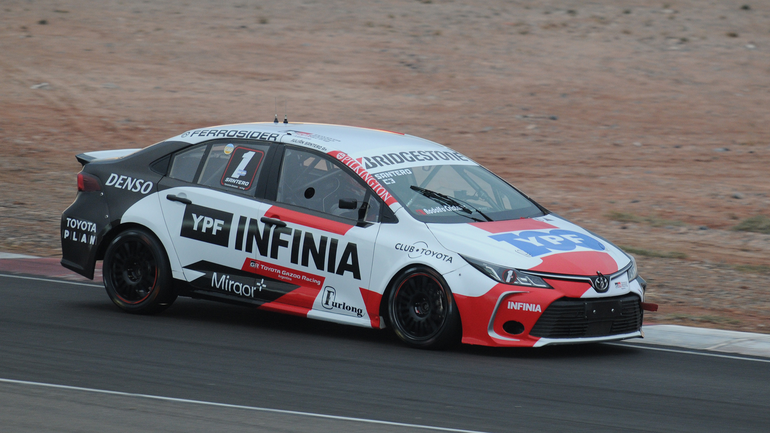 Santero y Laurrari largan adelante en la final del TN en Centenario