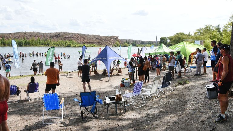 De Plottier a Cipolletti, la fotogalería de la primera jornada de la 49° Regata del Río Negro