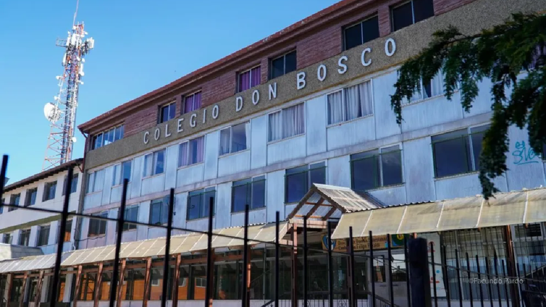 La amenaza de disparos en el baño de varones de la institución motivó la activación del protocolo.&nbsp;