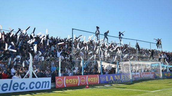 Los hinchas de Cipo, primeros sancionados en Neuquén por el programa.