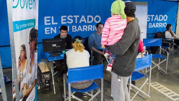 La iniciativa El Estado en tu Barrio se realiza desde el martes en el Estadio Municipal.&nbsp;