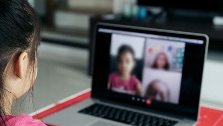 El audio viral de una madre neuquina indignada por una clase virtual