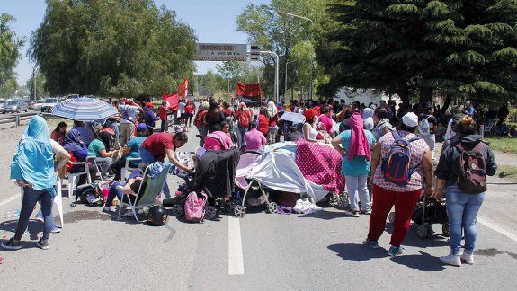 Movimientos sociales marchan hacia los puentes: el corte será total hasta las 11