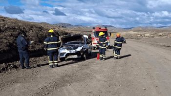 El impactante vuelco se registró durante la tarde de este domingo. Foto: Gentileza.
