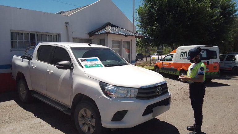 Intentó cruzar el puente con una camioneta buscada por la justicia neuquina