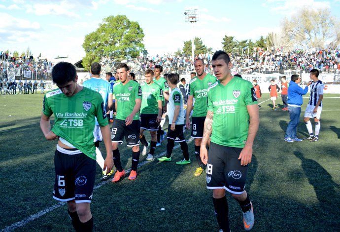 Cipolletti volvió a perder