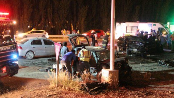 Ruta 7: choque múltiple dejó cuatro heridos de gravedad