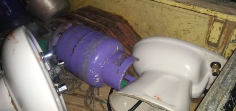 Habían robado en El Cóndor y fueron detenidos por la policía