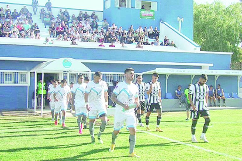 Cipolletti y una nueva salida. Esta noche en San Juan.