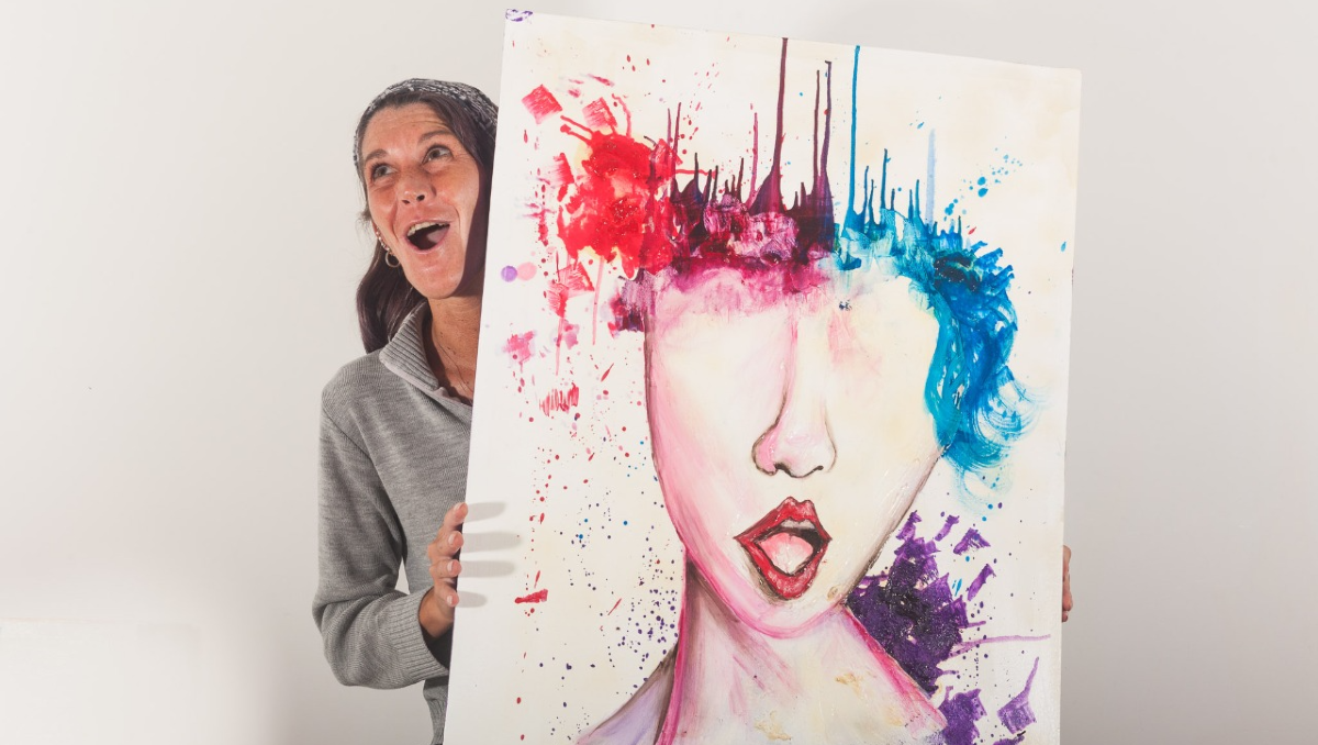 La artista Katia Benko en el regreso del ciclo Arte y Vino