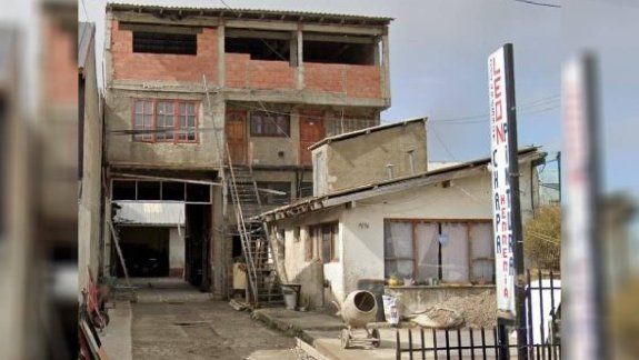  Un hombre de 67 años cayó de un tercer piso y murió en el acto