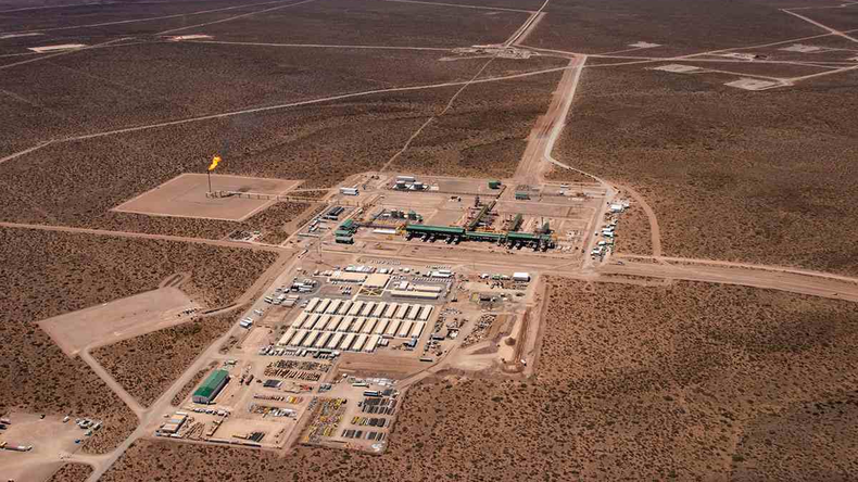 El RIGI impulsará desembolsos por US$25.000 millones en sectores como GNL, minería y energías renovables. | LMCipolletti.com El RIGI impulsará desembolsos por US$25.000 millones en sectores como GNL, minería y energías renovables.