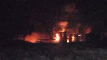 grave explosion e incendio en una refineria de plaza huincul