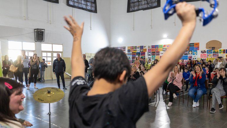 Con mucho entusiasmo arranc&oacute; el programa 