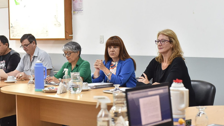 Unter exite la reapertura de las paritarias salariales en Río Negro.