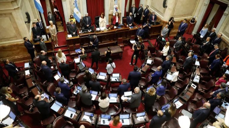 El Senado discute el acuerdo con el FMI y prevé votar a la medianoche