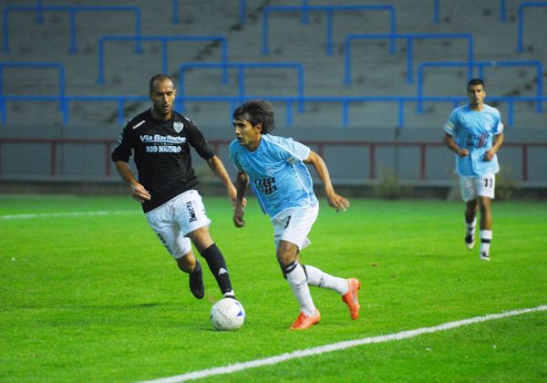 Cipolletti está en rojo y sin respuestas