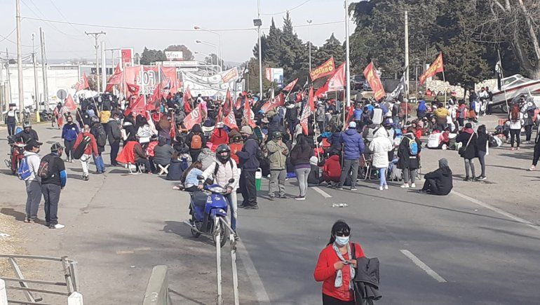 Tránsito liberado: tras seis horas de corte se levantaron los cortes