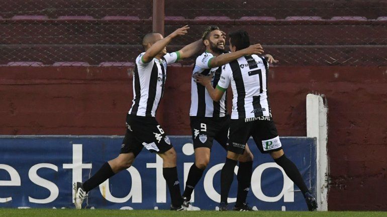 Cipo festejó en La Chacra: 1-0 al Rojo con gol de Piñero Da Silva