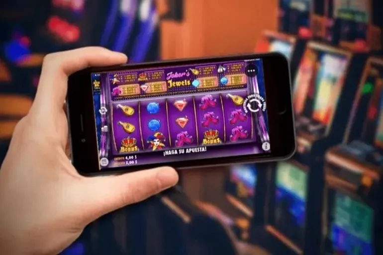 La llegada de las plataformas de Casinos Virtuales a los celulares, generó más problemas de adicciones al juego. 