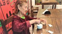 piden ayuda para abuela en situacion de abandono
