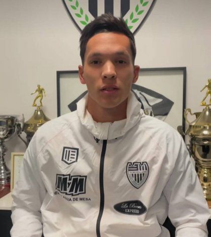 Los flamantes refuerzos de Cipolletti hicieron fútbol en La Visera