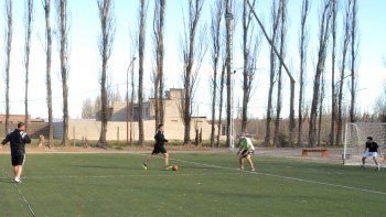 los cipolenos ya pueden jugar al metegol humano