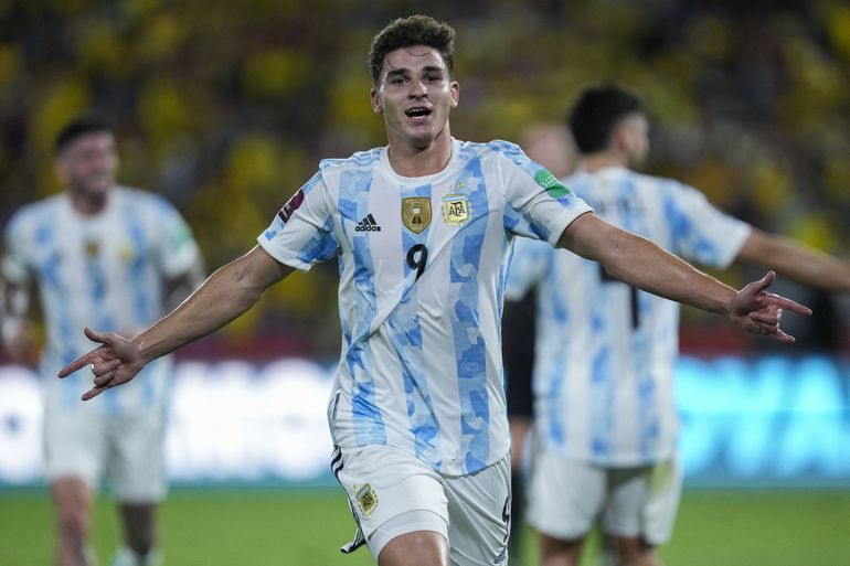 A la Scaloneta se le escapó en el final, pero igual alcanzó el récord de Basile