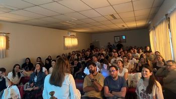 veterinarios se reunieron en cipolletti para compartir conocimientos y estrechar vinculos profesionales