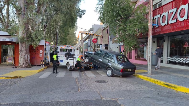 Autos secuestrados y borrachos al volante: cómo fueron los controles de Navidad en Neuquén