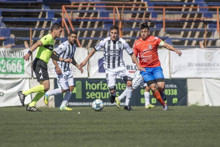 Cipo cayó en el clásico y sigue hundido en la tabla