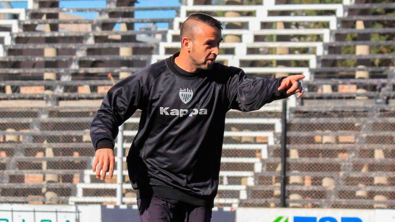 Vilce será el único 5 clásico en el esquema albinegro.&nbsp;